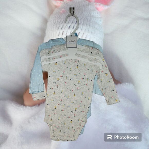 Carter's  3‎ Long Sleeve Onesies Size 6 M *NEW* - Picture 2 of 3